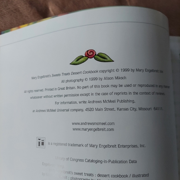 Mary Engelbreits Sweet Treats - Picture 7 of 7